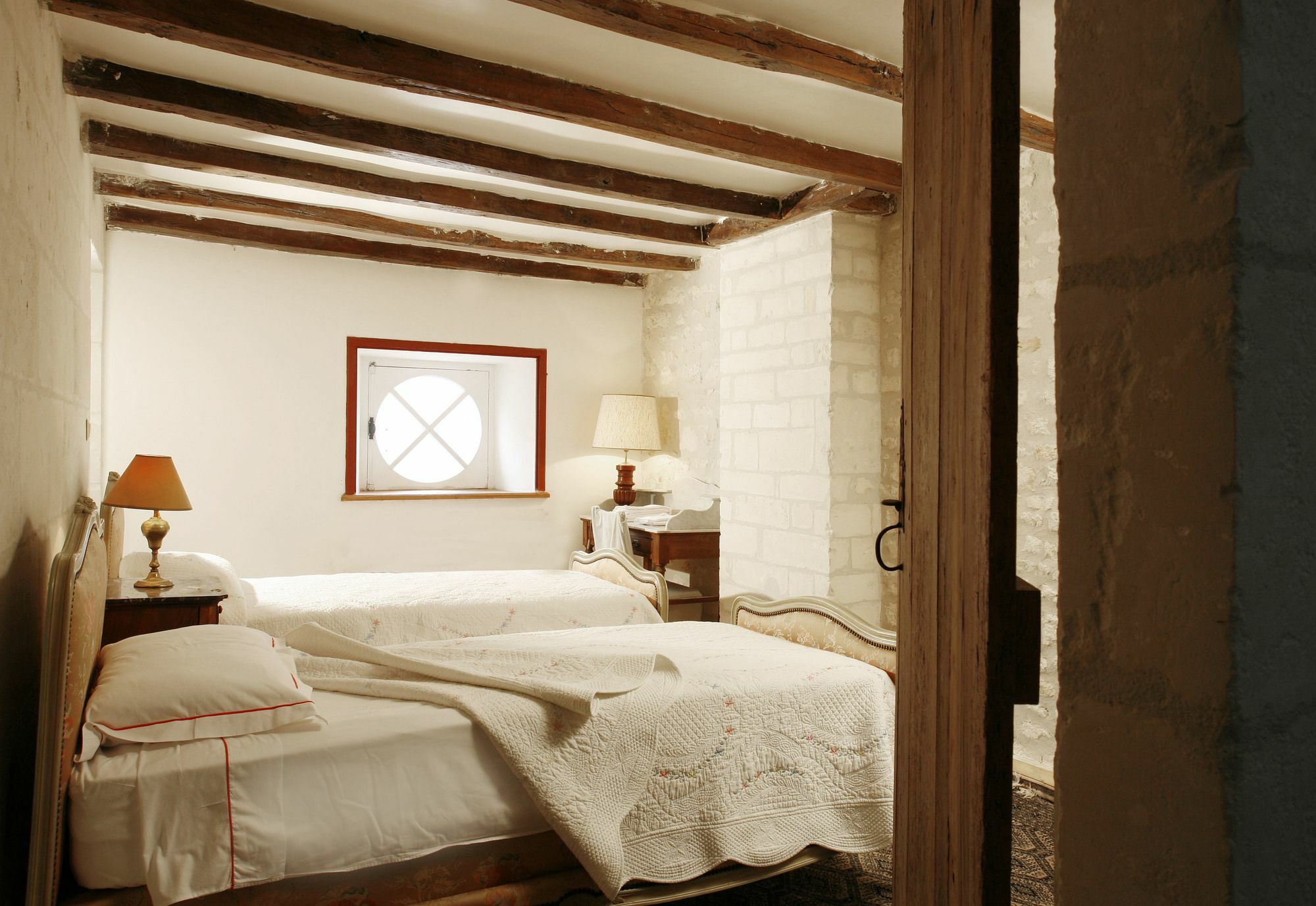 La Porte Rouge Chambres Dhotes Saintes Exterior photo
